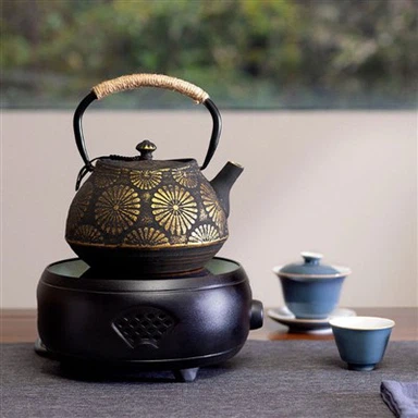 Чавунний чайник з підігрівом