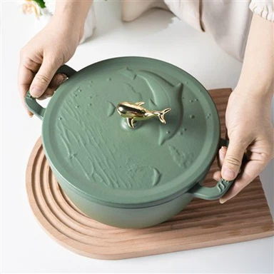 Чавунна емальована каструля